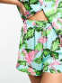 Фото #2 товара Пижама ASOS - Сатиновая пижама из блузы без воротника и шорт в синем цвете с папугайским узором
