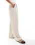 Фото #4 товара ASOS DESIGN tailored wide leg trouser with pleat detail with linen in natural