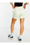Фото #3 товара Шорты Nike Air Woven в лаймовом цвете для женщин