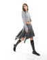 Reclaimed Vintage limited edition spliced grey pinstripe skirt with raw hem 32 - фото #2