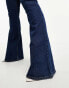 Фото #4 товара ASOS DESIGN Hourglass sculpting super stretch flare jeans in dark blue