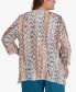 ფოტო #3 პროდუქტის Plus Size Classic Vertical Animal Print Top with Necklace