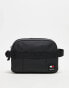 Tommy Jeans daily washbag in black