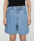 ფოტო #3 პროდუქტის Women's Pleats Detail Denim Shorts