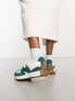 Фото #2 товара New Balance 327 trainers in white and green - exclusive to ASOS