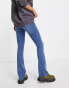 Фото #2 товара Only Royal kick flared jeans in mid blue