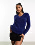 Threadbare – Ivy – Flauschiger Oversize-Pullover in Marineblau mit V-Ausschnitt