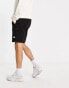 New Look – Schmal geschnittene Cargo-Shorts in Schwarz