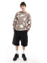 Фото #3 товара The North Face Essential oversized fleece sweatshirt in brown geo print Exclusive at ASOS