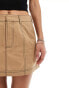 Фото #5 товара COLLUSION ripstop mini skirt with branding print in camel