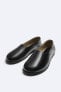 Flat leather shoes
