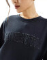 In The Style x Perrie Sian distressed wash Manhattan logo sweatshirt in charcoal grey Черный, 38 - фото #2