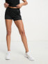 Hummel – Core – Shorts in Schwarz