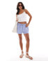 Фото #4 товара Stradivarius STR Petite rustic pull on short in blue stripe