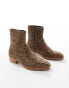 Фото #2 товара ASOS DESIGN chelsea boot in snake print