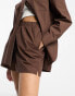 Фото #4 товара ASOS DESIGN pull on short in chocolate