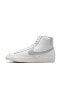 Фото #5 товара Blazer Mid '77 Essential Kadın Beyaz Sneaker Ayakkabı