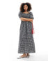 ASOS DESIGN maxi dress with puff sleeves in black gingham Синий, XS - EU 32-34 - фото #4