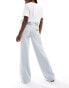 Фото #1 товара Wrangler wide leg fit jeans in light bleach blue