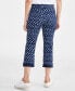 Фото #3 товара Petite Curvy Fit Mid-Rise Printed Capri Jeans, Created for Macy's