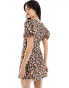 Фото #4 товара Miss Selfridge jersey printed mini tea dress with puff sleeve