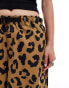 Фото #5 товара COLLUSION unisex washed leopard print longline shorts