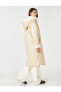Фото #14 товара Пальто Koton Plush Detail Puffer Hooded ed Coat