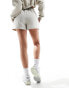 Фото #2 товара New Era script embroidery shorts in off white