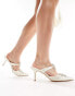 Фото #3 товара Glamorous Wide Fit Bridal pearl embellished bow heeled mules in ivory satin