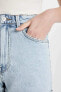 Фото #16 товара Джинсовые шорты женские Mom Fit от defacto
