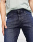 Фото #3 товара Jack & Jones Intelligence Pete skinny carrot jean with knee rips in blue black wash