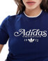 Фото #2 товара adidas Originals baby tee in navy with logo