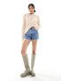 Weekday Rowe high waisted denim mom short in 90's blue 90-е синие, W30 - фото #9