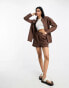 Фото #1 товара ASOS DESIGN pull on short in chocolate