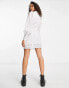 Фото #4 товара Glamorous high neck shift dress in white broderie ditsy