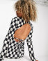 Фото #8 товара Daisy Street open back bodycon mini dress in checkboard velvet plisse