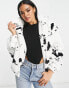 Фото #1 товара QED London borg zip through jacket in monochrome print