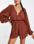 Фото #2 товара ASOS DESIGN Fuller Bust floaty plunge crinkle playsuit in rust