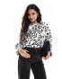 YAS cropped long sleeve shirt in white with garden print - WHITE Sternenweiß, M - фото #1