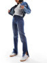 Bershka – Bootcut-Jeans in Mittelblau mit hohem Bund und Saumschlitz