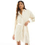 Фото #1 товара In The Style belted plisse shirt dress in cream