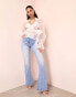 Фото #1 товара ASOS LUXE mid rise contour seam denim jean in light wash blue