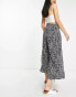 New Look wide leg cropped trousers in black floral