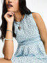 Фото #2 товара Daisy Street smock mini dress in blue ditsy