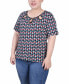 Фото #1 товара Plus Size Short Sleeve with Ring Details Top