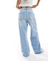 Фото #4 товара Stradivarius Petite wide leg jean in light wash blue