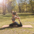 Фото #3 товара Navaris Yogamatte aus Kork rutschfeste Matte - Yoga Sportmatte Fitnessmatte mit Tragegurt - 183x61x0,5cm Fitness Gymnastikmatte - Schadstofffrei