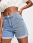 Vero Moda denim mom shorts in light blue