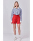 Фото #2 товара Women's Red Linen Cuffed Shorts
