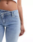 Фото #6 товара Calvin Klein Jeans mid rise skinny jean in light wash